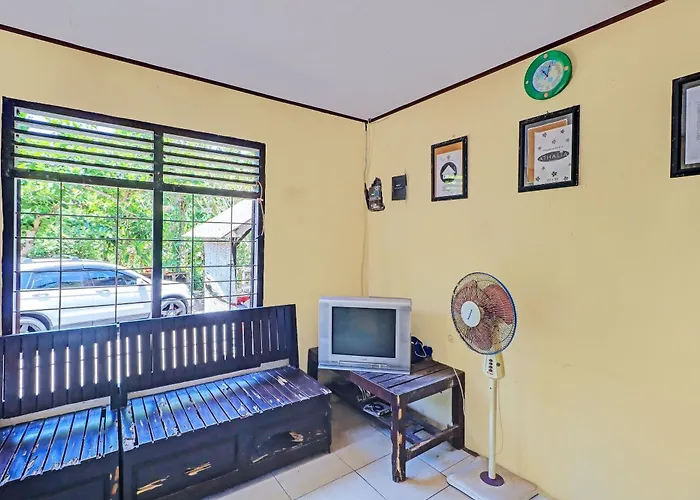 Otel Spot On 92404 Ai