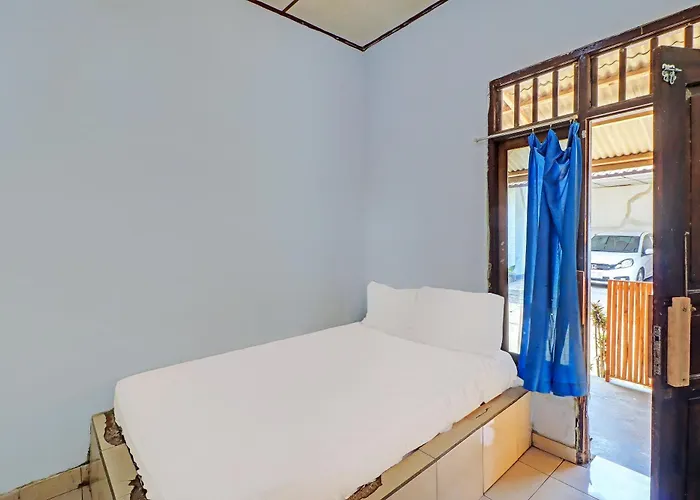 Otel Spot On 92404 Ai